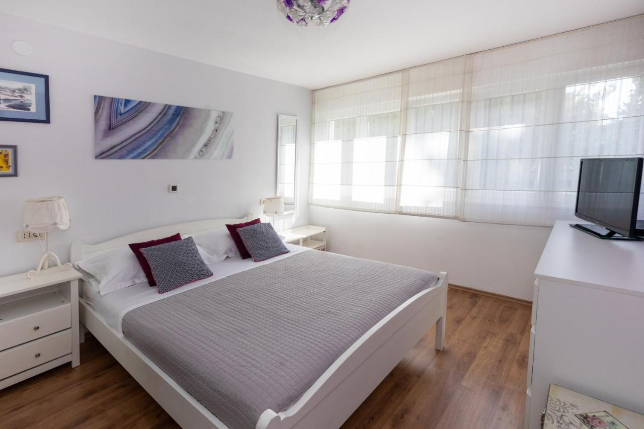 Spacious - Balcony & Near Old Town Split